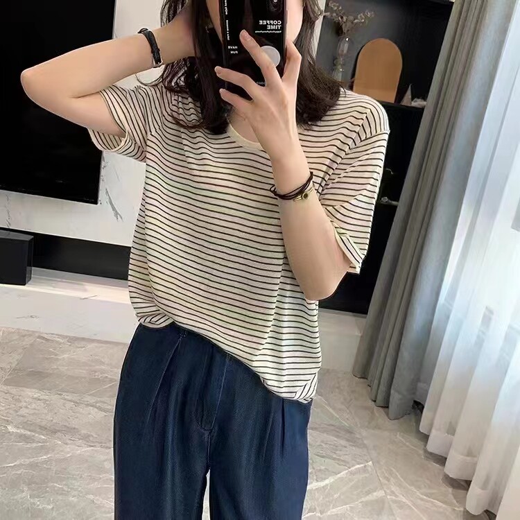 女士夏季简约百搭时尚舒适圆领条纹短袖图片