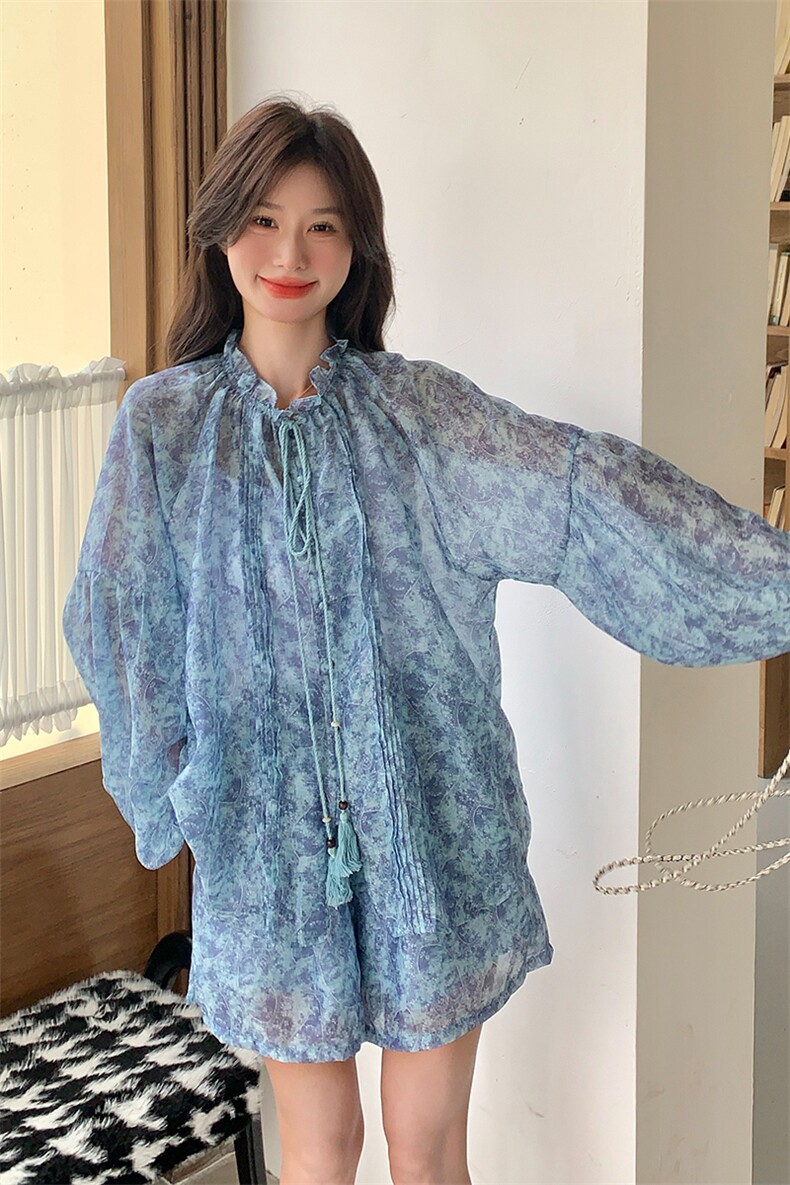 洋气减龄蓝色碎花套装女2025夏新款韩系小个子防晒衬衫短裤两件套,女装套装/套裙,2C169