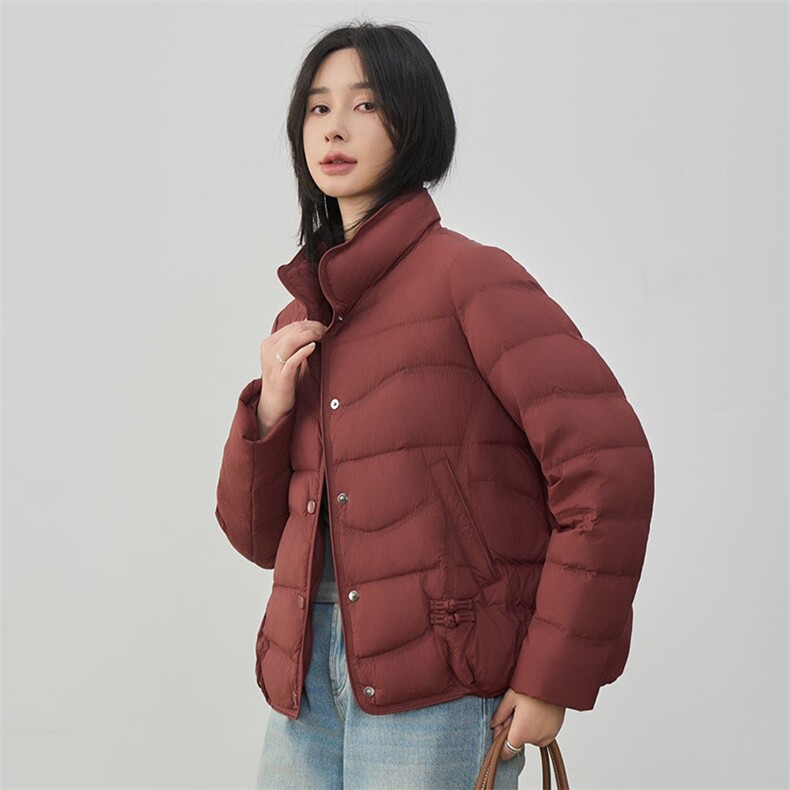 2025新款90白鸭绒羽绒服杜哪款常规无帽短款否保暖中古风白鸭绒,女装羽绒服,阳光伊恋