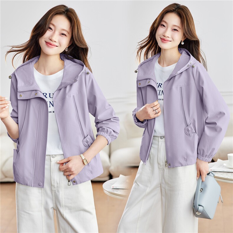 2026年春季宽松连帽抽绳纯色冲锋衣短外套夹克，女装短外套，简韵佳