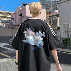 黑色