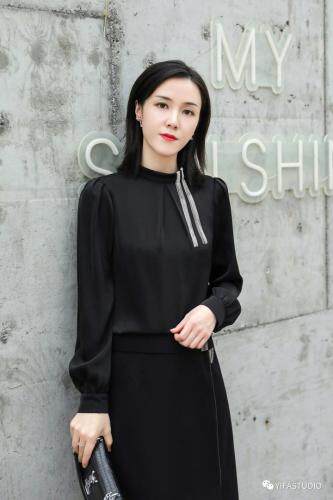 【现货】春装新款，女装，依一秀水