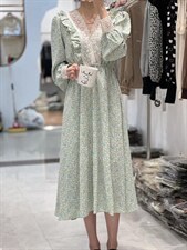 夏季拼蕾丝碎花连衣裙，女装连衣裙，格瑞琪