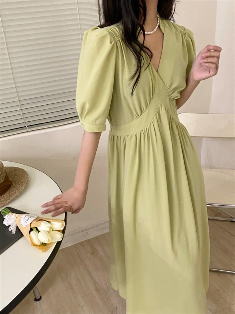 夏季新款简单大气连衣裙，女装连衣裙，唇蔻