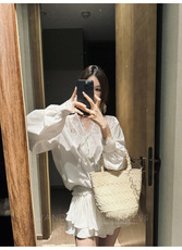 2025水溶蕾丝法式浪漫拼接衬衫设计款V领白色上衣，女装衬衫，湘姗