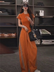 高级感时尚休闲套装女夏季新款高级感圆领短袖上衣束脚长裤两件套，女装套装/套裙，江南