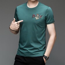 绿色