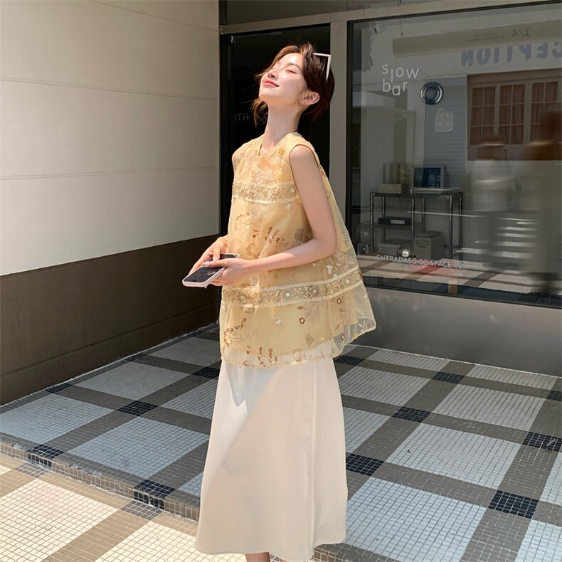 气质高级感新中式复古碎花背心套装女夏季2025新款半身裙两件套,女装套装/套裙,浙宝208A