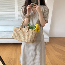 夏季高级感设计镂空露腰气质条纹V领泡泡袖连衣裙长裙女,女装连衣裙,潮品会