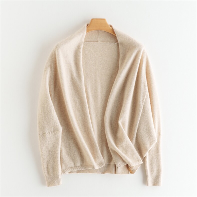 2025年秋季新款无扣蝙蝠袖针织披肩休闲时尚百搭，女装羊绒衫，镁纯羊绒