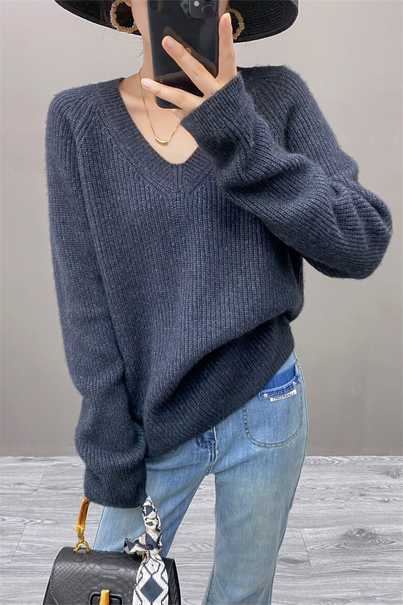 欧货秋冬软糯纯山羊绒衫女V领毛衣宽松慵懒廓形加厚套头针织打底,女装羊绒衫,织绒羊