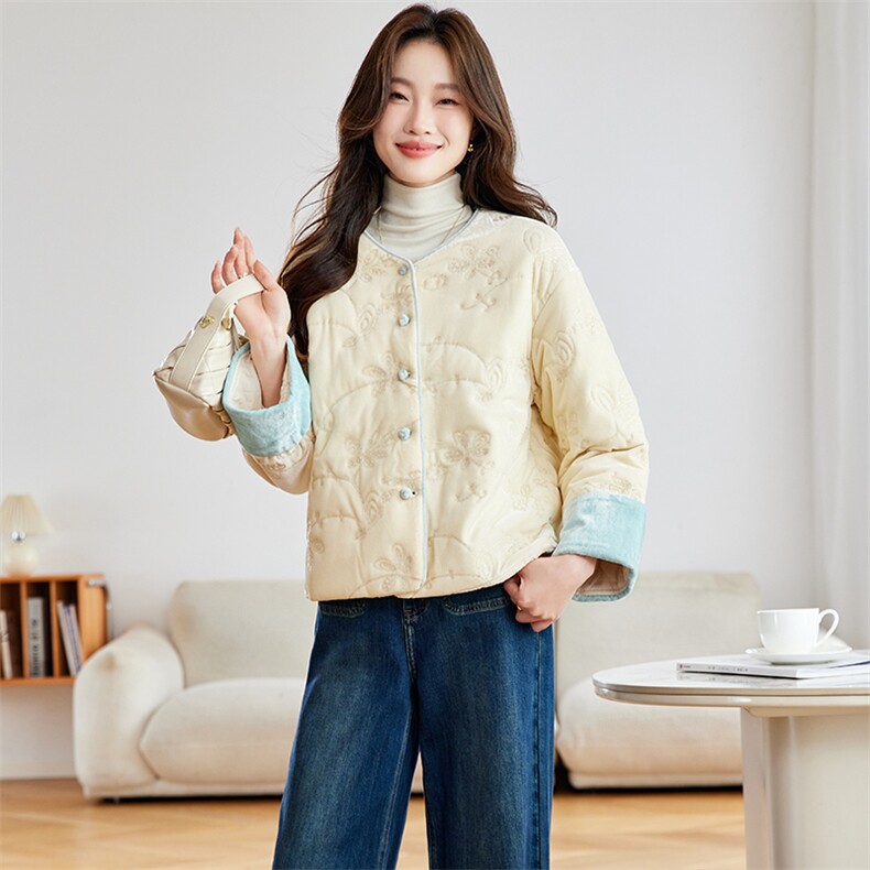 在仓~2025年冬季刺绣丝绒夹棉内里圆领加厚长袖常规棉服外套,女装棉衣/棉服,新依时派