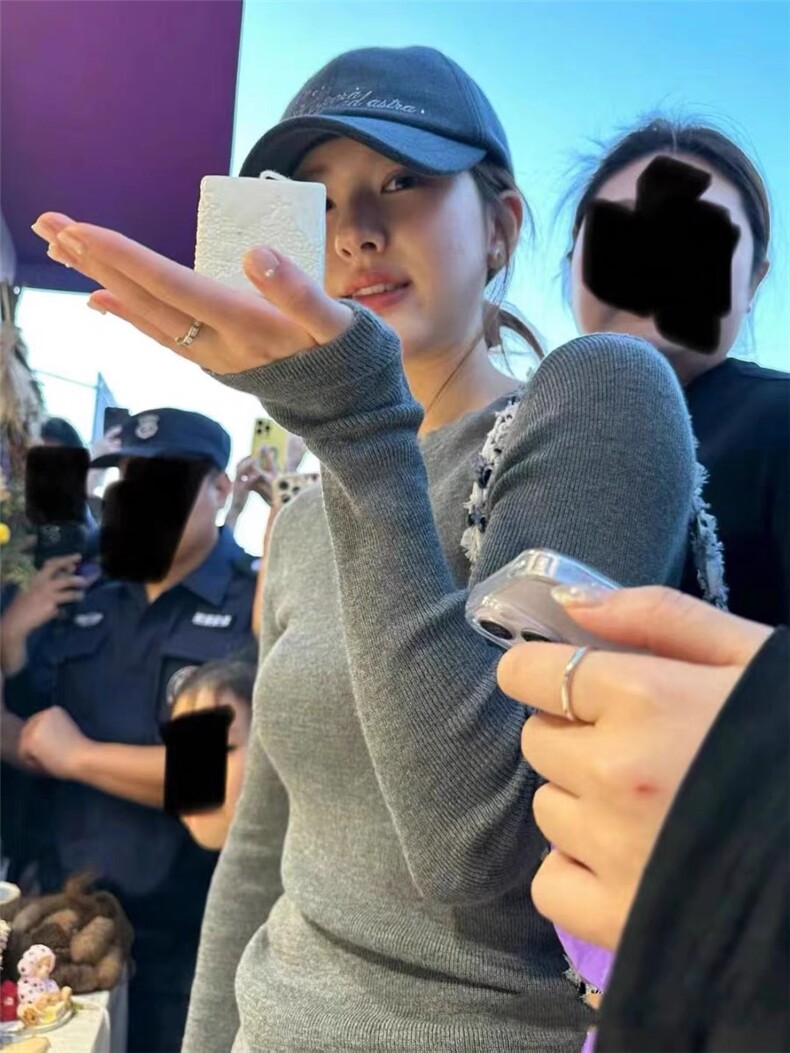 明星同款四平圆领精纺仿羊毛针织衫修身显瘦百搭时尚女毛衣,针织衫/毛衣,雪真羊绒
