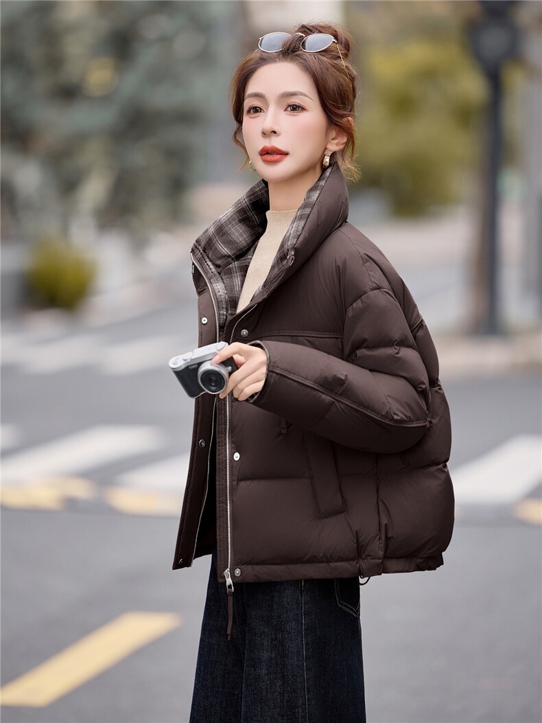 时尚立领加厚保暖白鸭绒羽绒服2025冬季新款,女装羽绒服,余墨