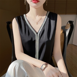 2025新款真丝吊带背心女V领无袖内搭洋气T恤上衣缎面叠穿气质衬衣图片