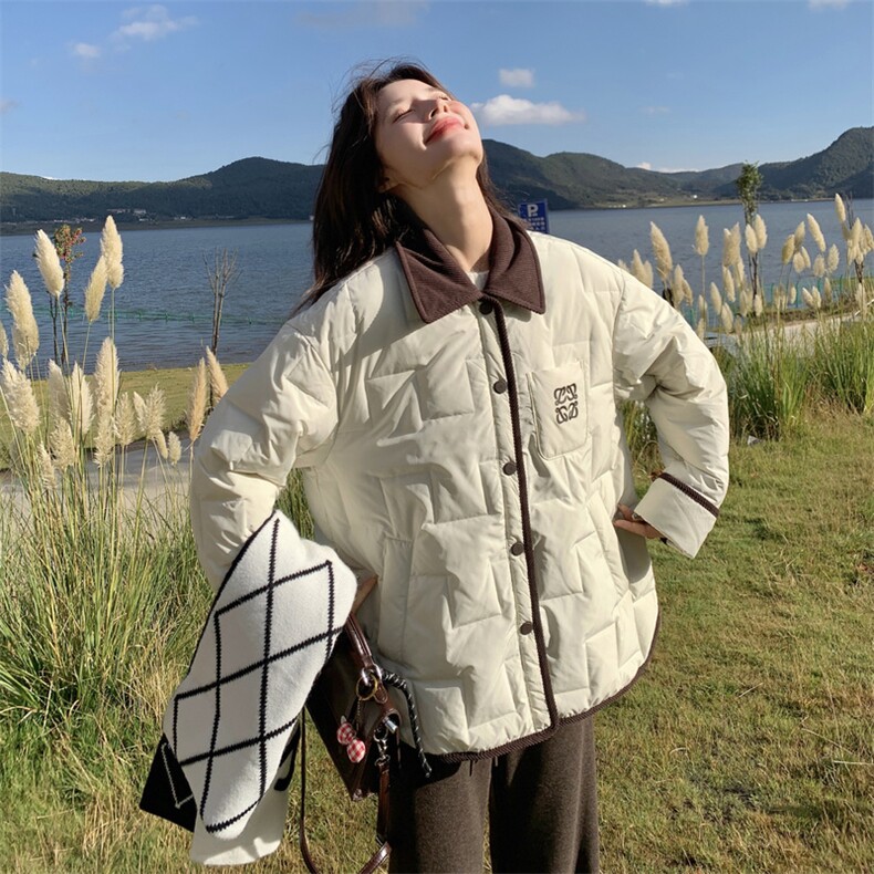 设计感保暖灯芯绒拼接羽绒服女2025年冬季新款减龄慵懒风流行外套,女装羽绒服,2C050
