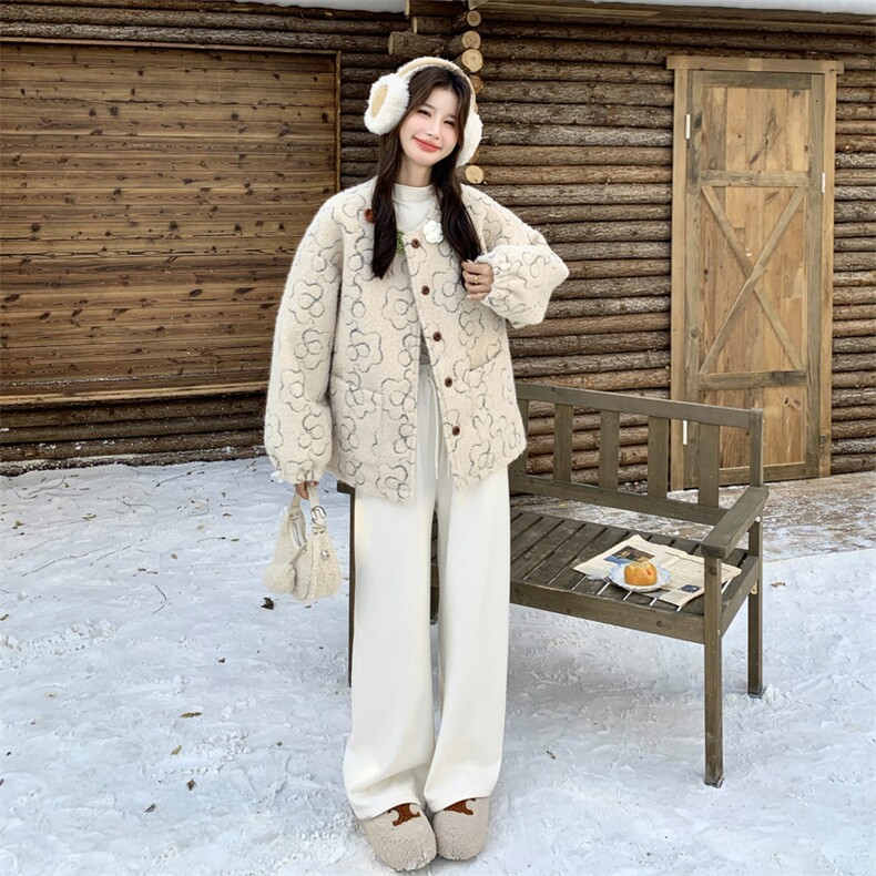 米色花朵毛呢短外套女2025年冬季新款韩系超好看甜美加厚呢子大衣,女装毛呢外套,2C056