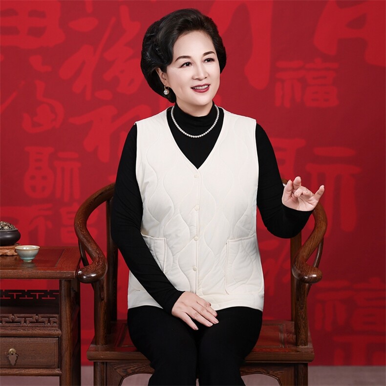 2025年秋季时尚百搭通勤简约休闲v领,女装马甲,衣恋羊绒