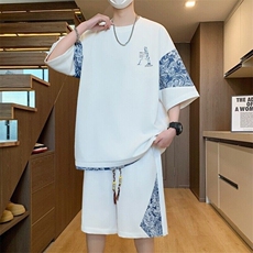白色