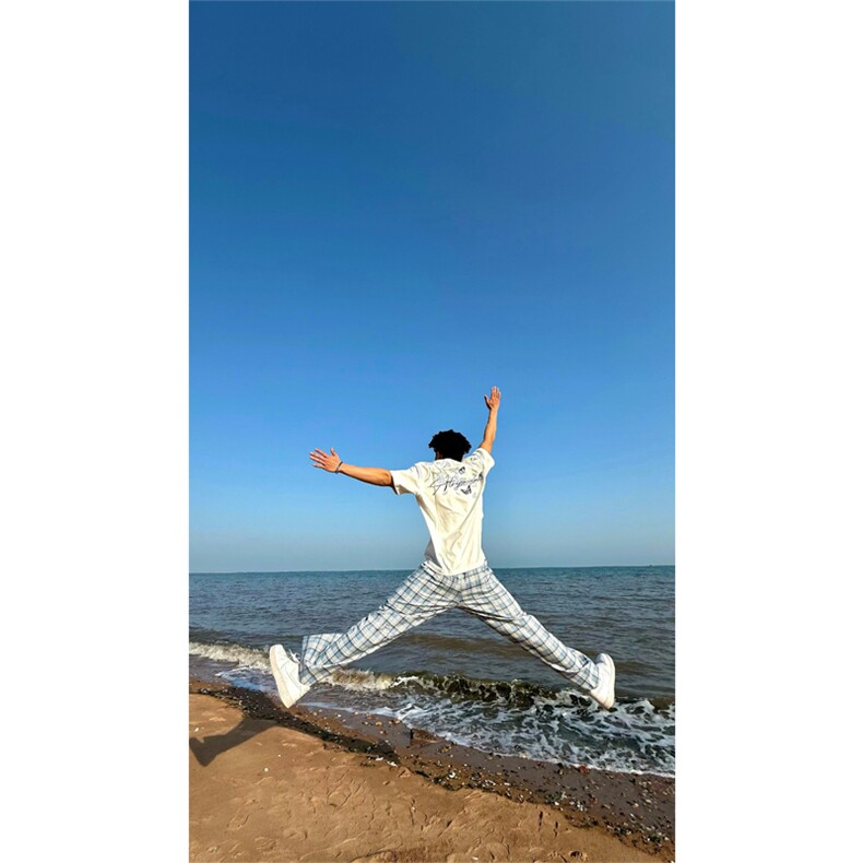 网图有货 美式蓝花卉蝴蝶字母刺绣短袖t恤男女宽松上衣 A663-P35图片