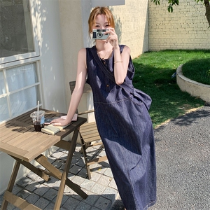 牛仔无袖连衣裙女夏季新款复古通勤显瘦A字中长裙图片