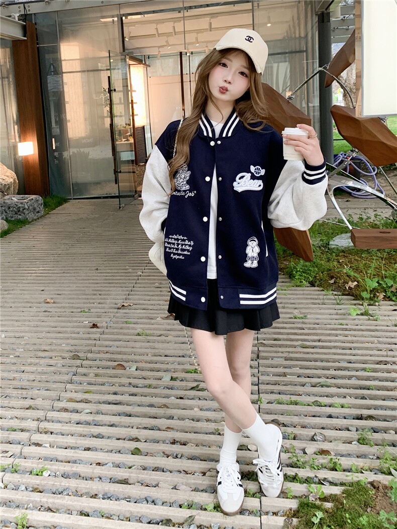 现货棒球服外套女2026春秋新款小个子超火休闲洋气减龄短款,女装卫衣/绒衫,网红馆