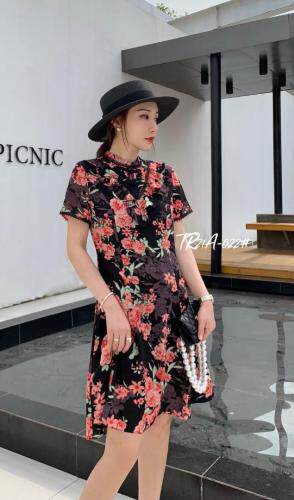 夏季新款碎花旗袍连衣裙，女装婚纱/旗袍/礼服，斯瑞威