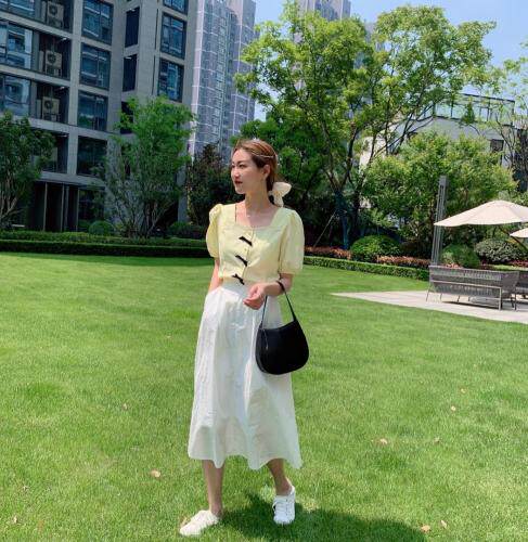 珍珠蝴蝶结麻料上衣，女装，新袖