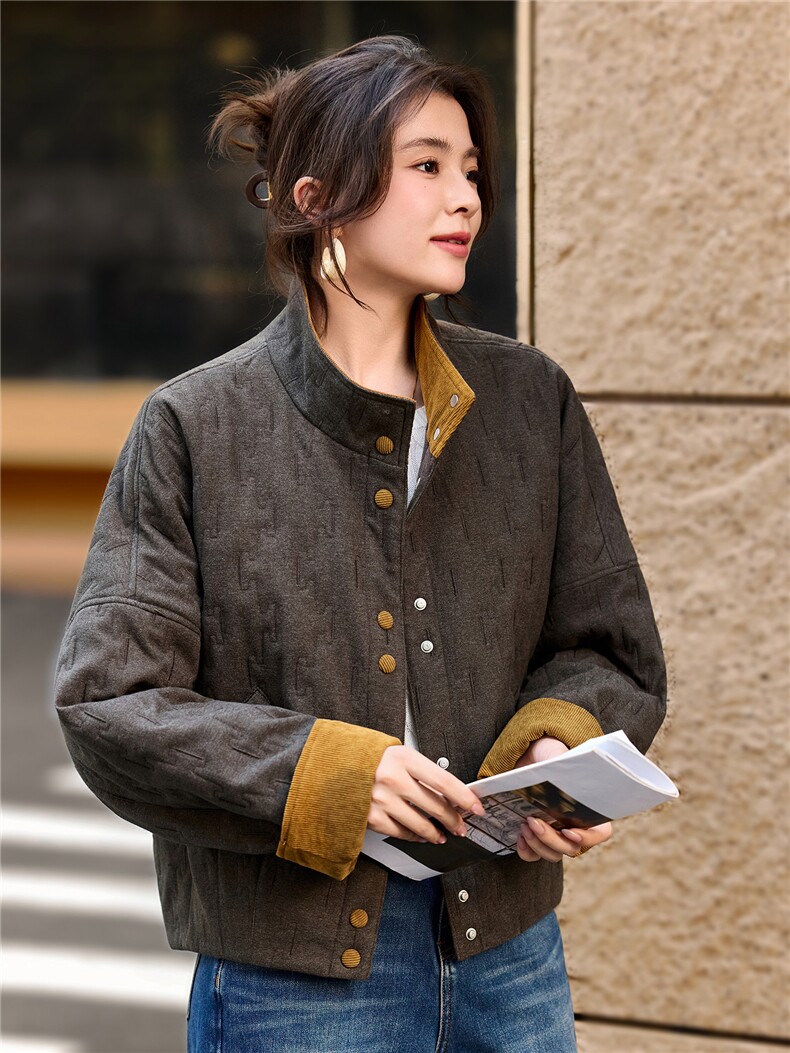 2025年冬季灯芯绒撞色翻领拼接夹棉棉服短外套棉衣,女装棉衣/棉服,简韵佳