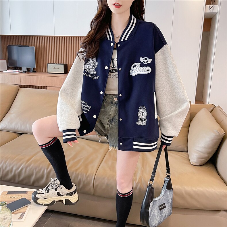 现货棒球服外套女2026春秋新款小个子超火休闲洋气减龄短款,女装卫衣/绒衫,网红馆