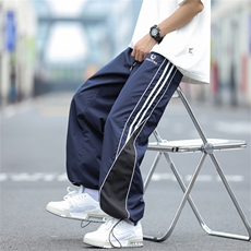 藏青色