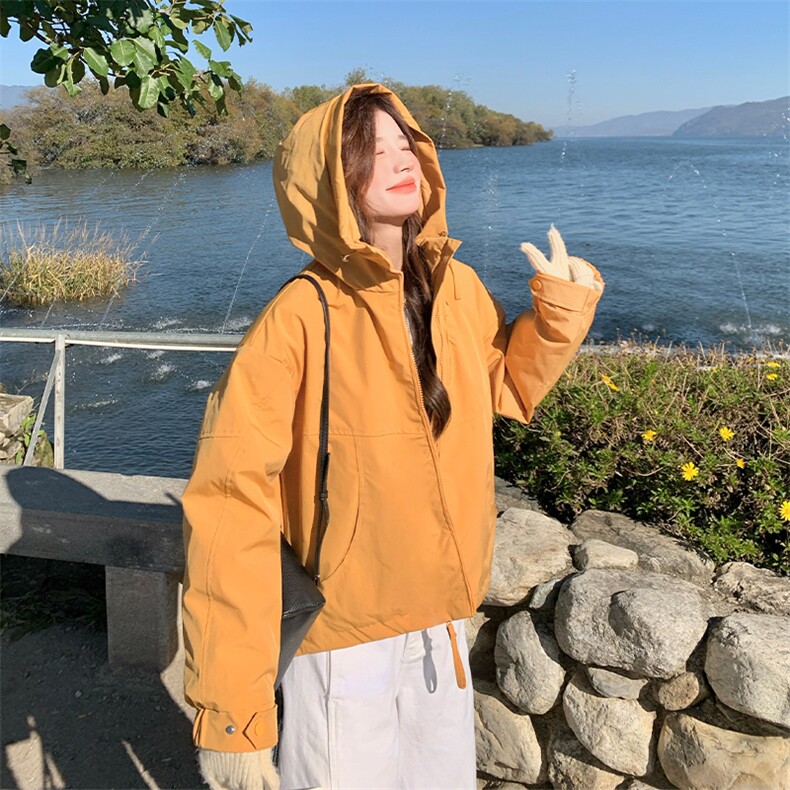 黄色连帽冲锋衣羽绒服女冬2024新款高级感小个子工装派克服厚外套,女装羽绒服,2C015