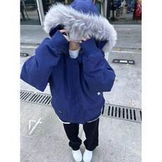 蓝色