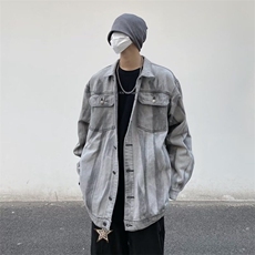 灰色