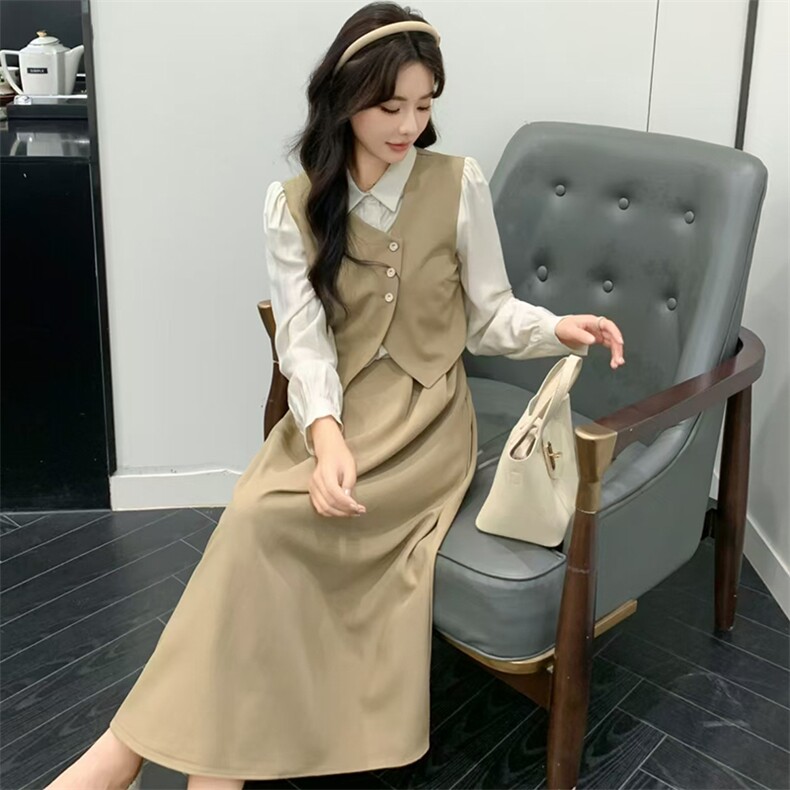 精品现货2024秋装新款女时尚气质拼接假两件套修身高腰连衣裙,女装套装/套裙,煊芮熙