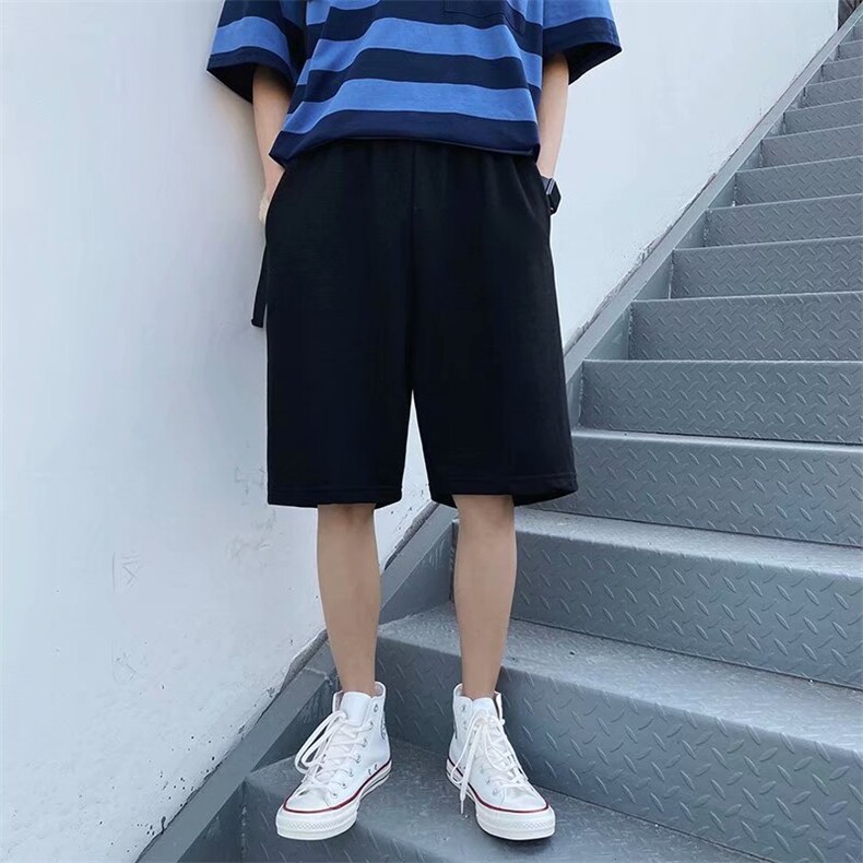 灰色