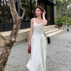 法式白色绝美显瘦连衣裙女2025夏季新款气质超好看海边度假风长裙，女装连衣裙，2C375