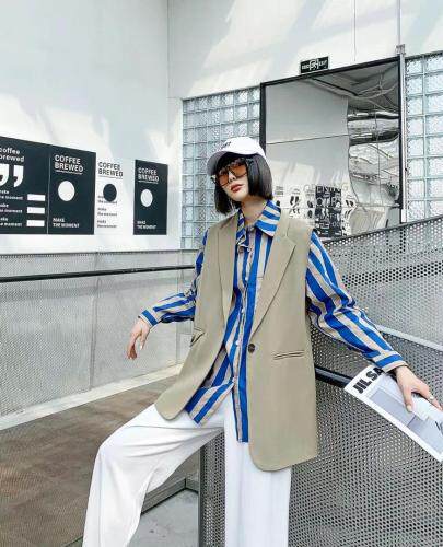 现货时尚西装马甲，女装西装，那简