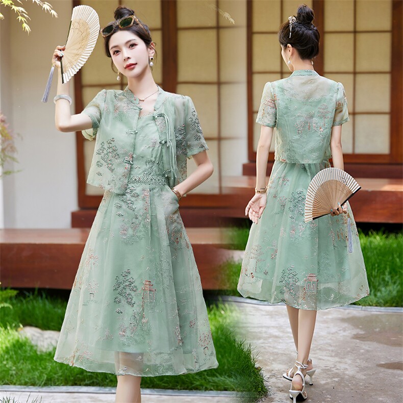 欧根纱刺绣新中式连衣裙两件套女2024夏季新款洋气减龄吊带裙套装,女装套装/套裙,艾仟回(原伊仟回)