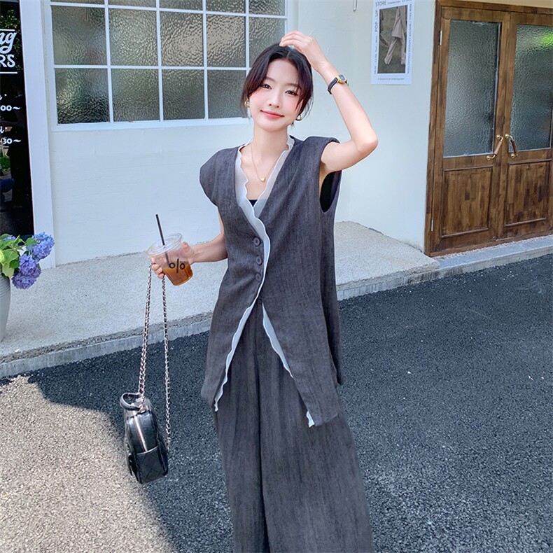 灰色西装马甲套装女夏2024新款小众松弛感蕾丝拼接阔腿长裤两件套,女装套装/套裙,2C255