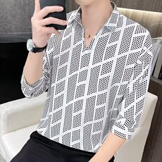 白色