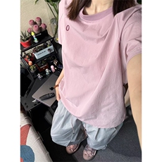 粉色