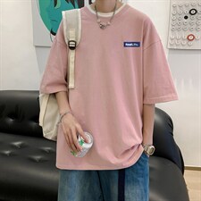 粉红色