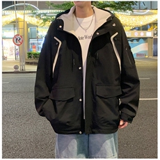 黑色