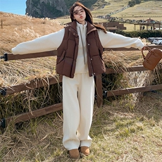 韩系松弛感穿搭女2024冬新款学院风羽绒服马甲加厚卫衣卫裤两件套，女装套装/套裙，2C305