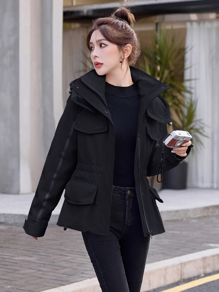 收腰显瘦工装风羽绒服女2024新款冬季小个子气质白鸭绒派克服外套,女装羽绒服,意芙