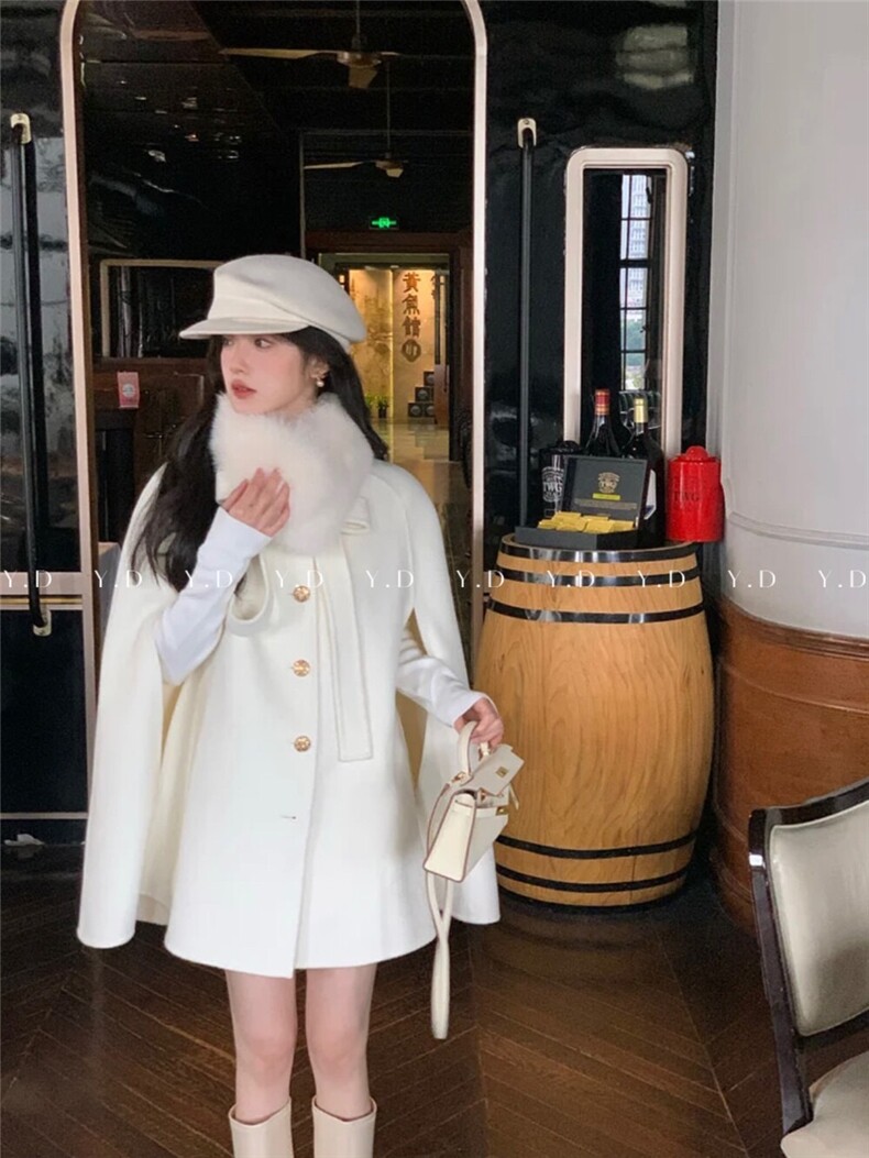 【依嘟】高级感独特超好看今年流行斗篷赫本小香风羊毛外套(配可，女装双面呢大衣，依嘟服饰