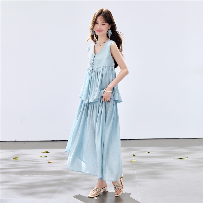 夏季新款现货！2026休闲风宽松版v领单排扣显瘦大裙摆两件套装女,女装套装/套裙,宝儿家