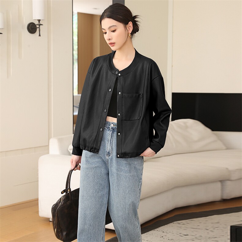 口袋女装皮衣宽松型上衣圆领短外套直筒型皮夹克短款，女装皮衣，七禧