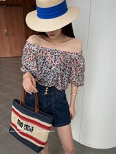 现货可盐可甜的小花上衣，其它，蜜思印·金